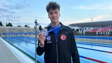 Milli yüzücü Kuzey Tunçelli, üst üste 3’üncü kez Avrupa gençler şampiyonu