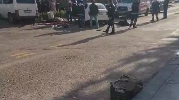 Minibüs ile otomobil çarpıştı: 3'ü ağır, 9 yaralı