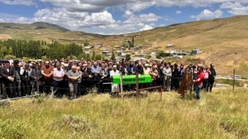 Ocak Partisi Genel Başkanı Kadir Canpolat toprağa verildi
