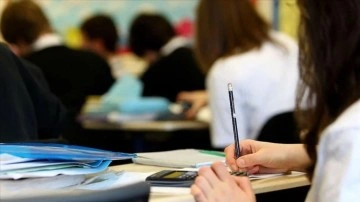 Okul kıyafeti alışverişi giyim sektörünü hareketlendirdi