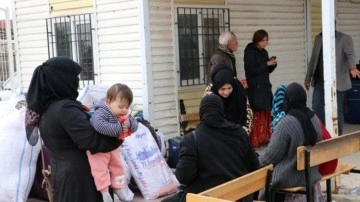 Okullar kapandı! Suriyeliler ülkelerine dönüyor