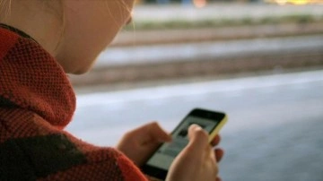 Okullarda telefon yasağı uygulaması Hollanda'da başarıyı artırdı!
