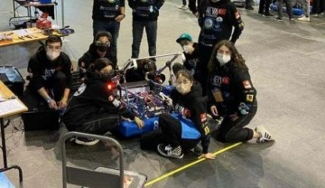 Ordulu &ouml;ğrencilerin robotu Kanada'da birinci oldu