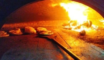 Osmanlı'dan g&uuml;n&uuml;m&uuml;ze uzanan lezzet: Yağ somunu