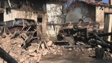 Otomobil patladı 3 ev kül oldu