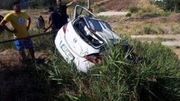 Otomobil takla attı: 1 &ouml;l&uuml;, 2'si ağır, 4 yaralı
