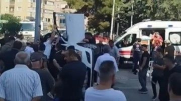 Otomobilin içine giren arı, kaza yaptırdı! 2 yaralı