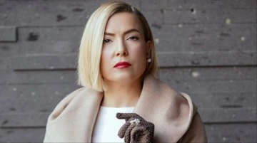 Oyuncu Şebnem D&ouml;nmez'in annesi yaşamını yitirdi