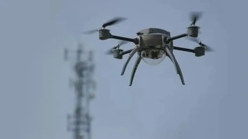 Pakistan Hindistan'ın 'casus dronunu' düşürdü