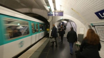 Paris metrolarında korku... Fransızlar 'kadın vagonu' istedi: Japonya ve Dubai gibi olalım