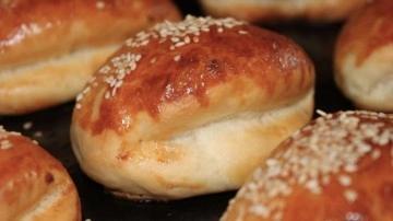 Pastanecilerin gizli tarifi tereyağlı pastane poğa&ccedil;ası nasıl yapılır?