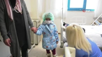 Pitbull saldırısında yaralanan k&uuml;&ccedil;&uuml;k Asiye taburcu oldu