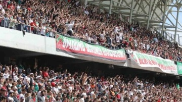 Play-Off'a kalan 3. Lig ekibi maaşları ödeyemedi, 10 futbolcu ihtar çekti