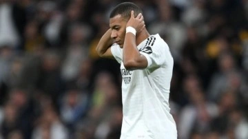 Real Madrid kötü haberi duyurdu! Mbappe hastaneye kaldırıldı