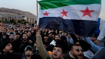 Resmen açıklandı: Yüz binlerce Suriyeli harekete geçti