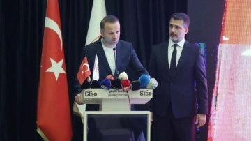 Rey Manaj takımda kalacak mı? Hocası net konuştu: "Roberto Carlos geldi"