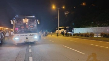 Rize'de yolcu otobüsü kaza yaptı