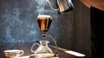 Sabah a&ccedil; karnına kahve i&ccedil;menin zaraları: A&ccedil; karna kahve i&ccedil;mek faydalı mı?