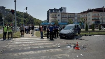 Samsun’da feci kaza! 2’si ağır 6 yaralı