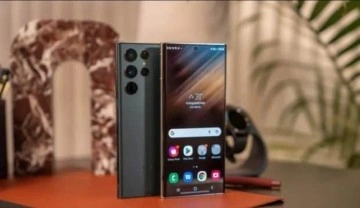 Samsung, Galaxy S22'nin T&uuml;rkiye fiyatlarına zam yaptı