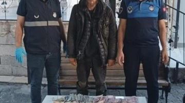 Şanlıurfa’da dilencinin üzerinden çıkan para şaşkına çevirdi