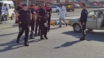 Şanlıurfa&rsquo;da boşanma kavgası kanlı bitti: 1 &ouml;l&uuml;, 12 yaralı!