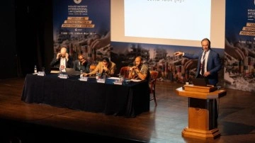 Savaş sonrası toplumlarda uluslararası hukukun rolü Boğaziçi Üniversitesi'nde tartışıldı