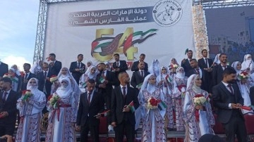 Savaşın gölgesinde umut yeşerdi! Gazze'de enkazlar arasında 54 çift 'evet' dedi