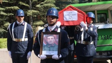Şehidin cenazesi 67 yıl sonra memleketine defnedildi