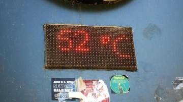 Şehir kavruldu, termometreler 52 dereyi gördü...