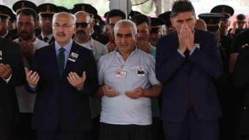 Şehit uzman çavuş son yolculuğuna uğurlandı