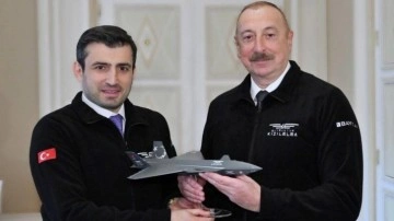 Sel&ccedil;uk Bayraktar, Azerbaycan'ın Milli Kurtuluş G&uuml;n&uuml;'n&uuml; kutladı!