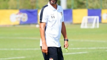 Selçuk Şahin Trabzonspor'un yıldızını ikna etti: İmza atmak üzere