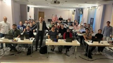 Siber vatanı koruyacaklar! T&uuml;rk Telekom 3&rsquo;&uuml;nc&uuml; Siber G&uuml;venlik Kampı tamamlandı