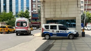 Silahlı kavgada baba öldü, oğlu ağır yaralı