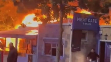Silivri'de kafe alev alev yandı