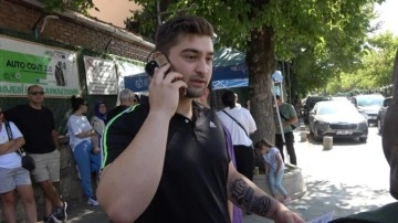 Sınav kapısında tirajikomik olay! Hem kimliğini unuttu, hem de güldürdü