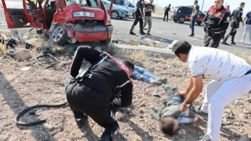 Sınava yolunda feci kaza: 1 ölü, 8 yaralı
