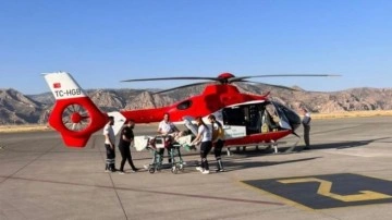 Şırnak&rsquo;ta helikopter ambulans kanser hastası i&ccedil;in havalandı