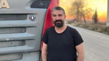 Sivas'ta tır devrildi: 2 ölü