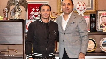 Sivasspor'da sportif direktörle yollar ayrıldı