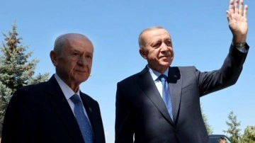 Son dakika: Başkan Erdoğan, Bahçeli ile görüştü! MHP lideri, Erdoğan'ı tebrik etti