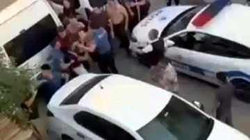 Sosyal medyada başlayan kavga sokağa taştı: 2'si polis 4 yaralı