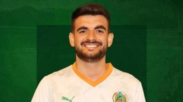 Sözleşmesi bitmişti! Türk stoper, Süper Lig'de kaldı