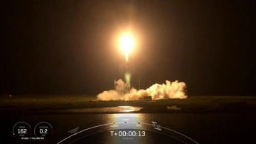 SpaceX, 54 Starlink uydusunu daha y&ouml;r&uuml;ngeye fırlattı!