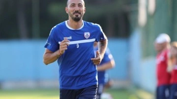 Süper Lig'de 10 yıl boyunca oynadı: 3. Lig'in namağlup şampiyonuyla anlaştı