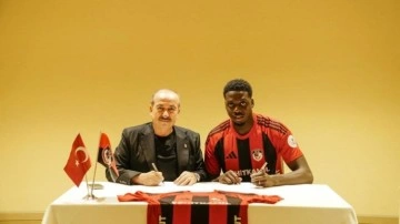 Süper Lig'de bomba transfer! Burak Yılmaz, eski takımından golcü getirtti