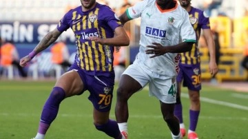 Süper Lig'de kıran kırana maç: Kapanışta gol yağmuru