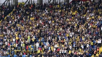 Süper Lig efsanesi bugünleri de gördü: Futbolcu haber vermeden kaçtı