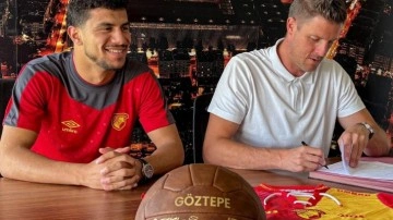 Süper Lig ekibi 2 yabancı forveti resmen açıkladı!